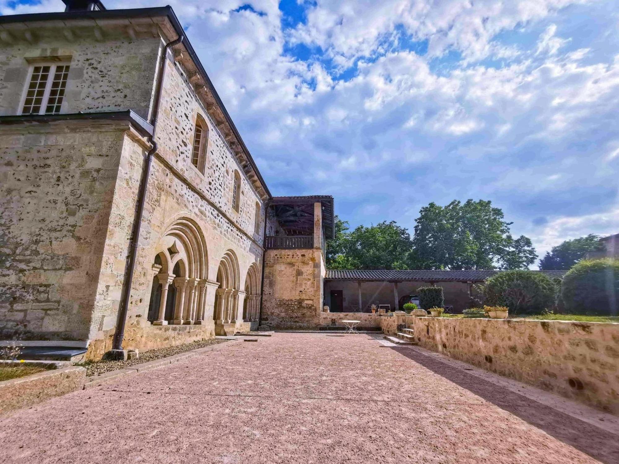 Bed and Breakfast Abbaye Saint Gilbert Exteriér fotografie